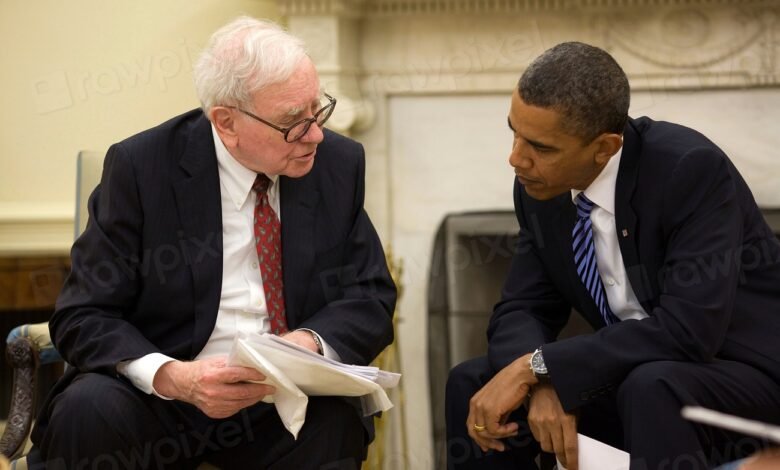 President Barack Obama meets with Warren