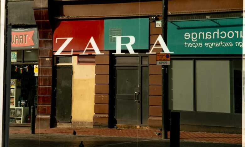 reflection in the zara store window