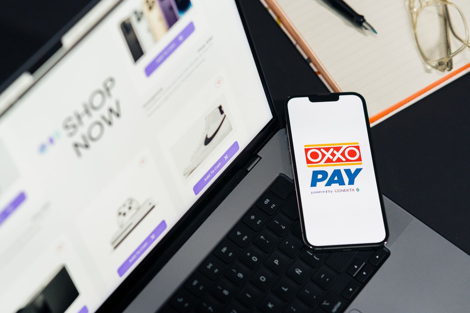e commerce shopping with mobile payment
